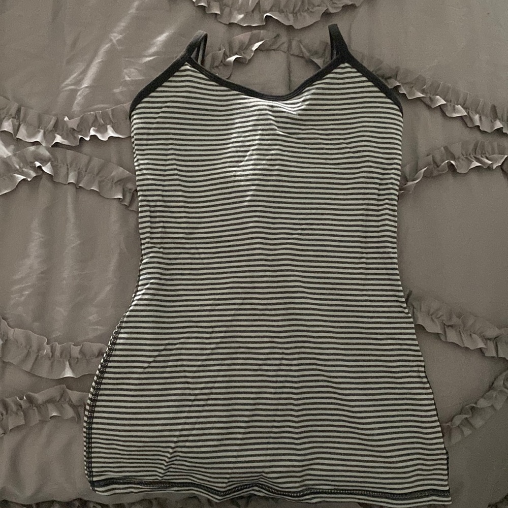 Lululemon Power Y tank